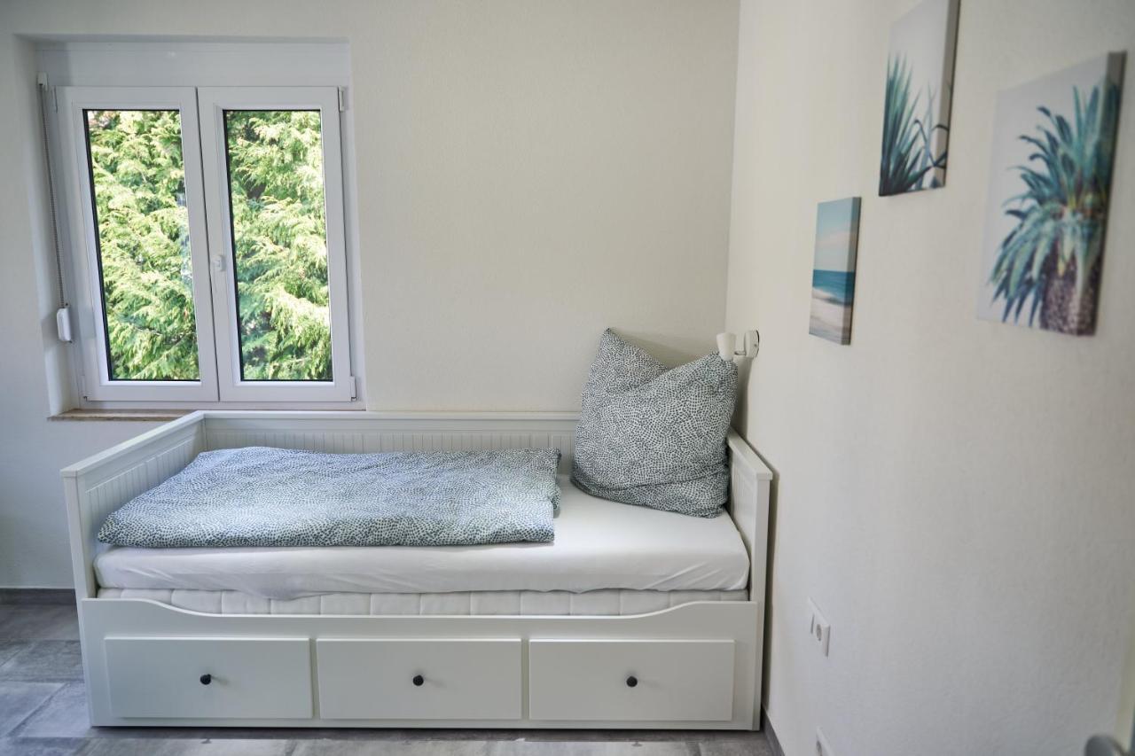 Greenhome Loerrach -Ihre Unterkunft Im 3-Laendereck- Extérieur photo
